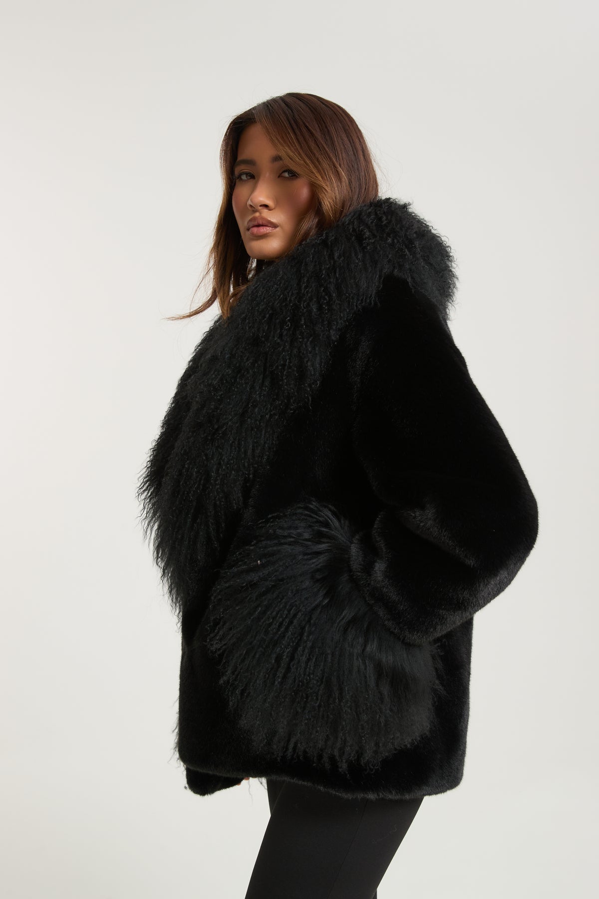 Liza Premium Faux Fur with Mongolian Fur Detail
