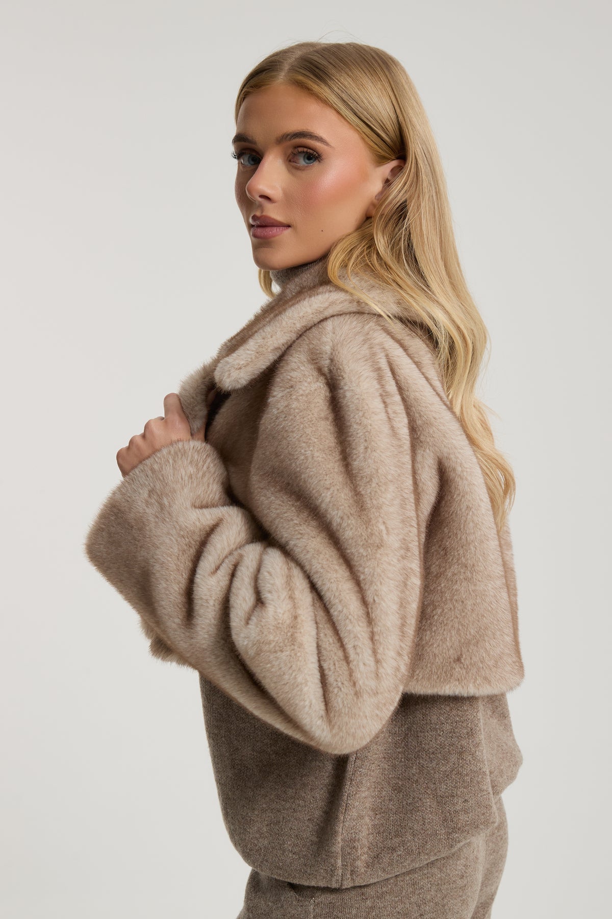 Lana Premium Faux Fur Cropped Blazer