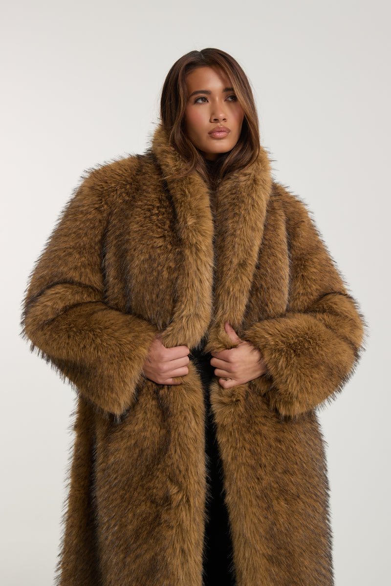 Logan Premium Long Faux Fur Coat