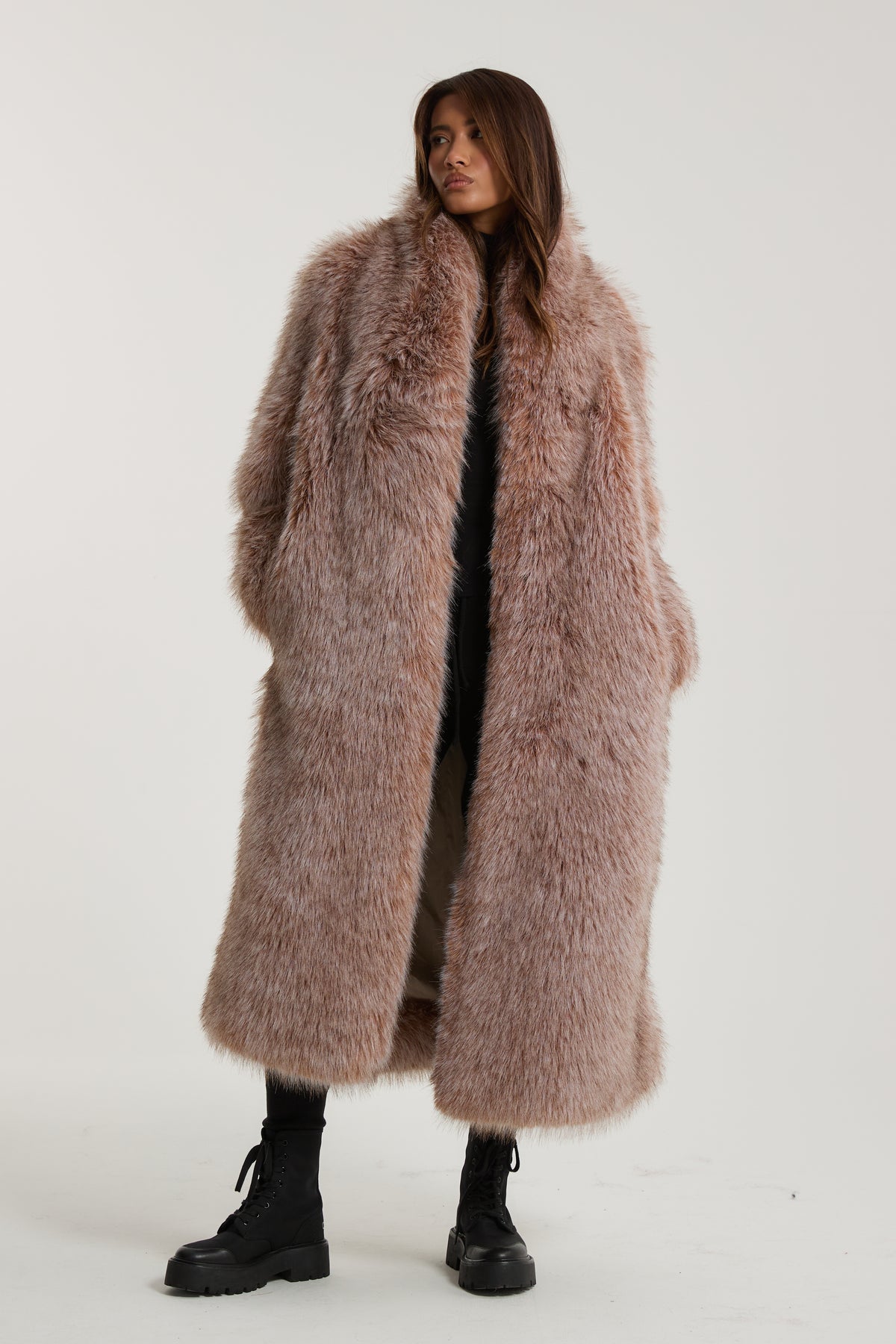 Logan Premium Long Faux Fur Coat