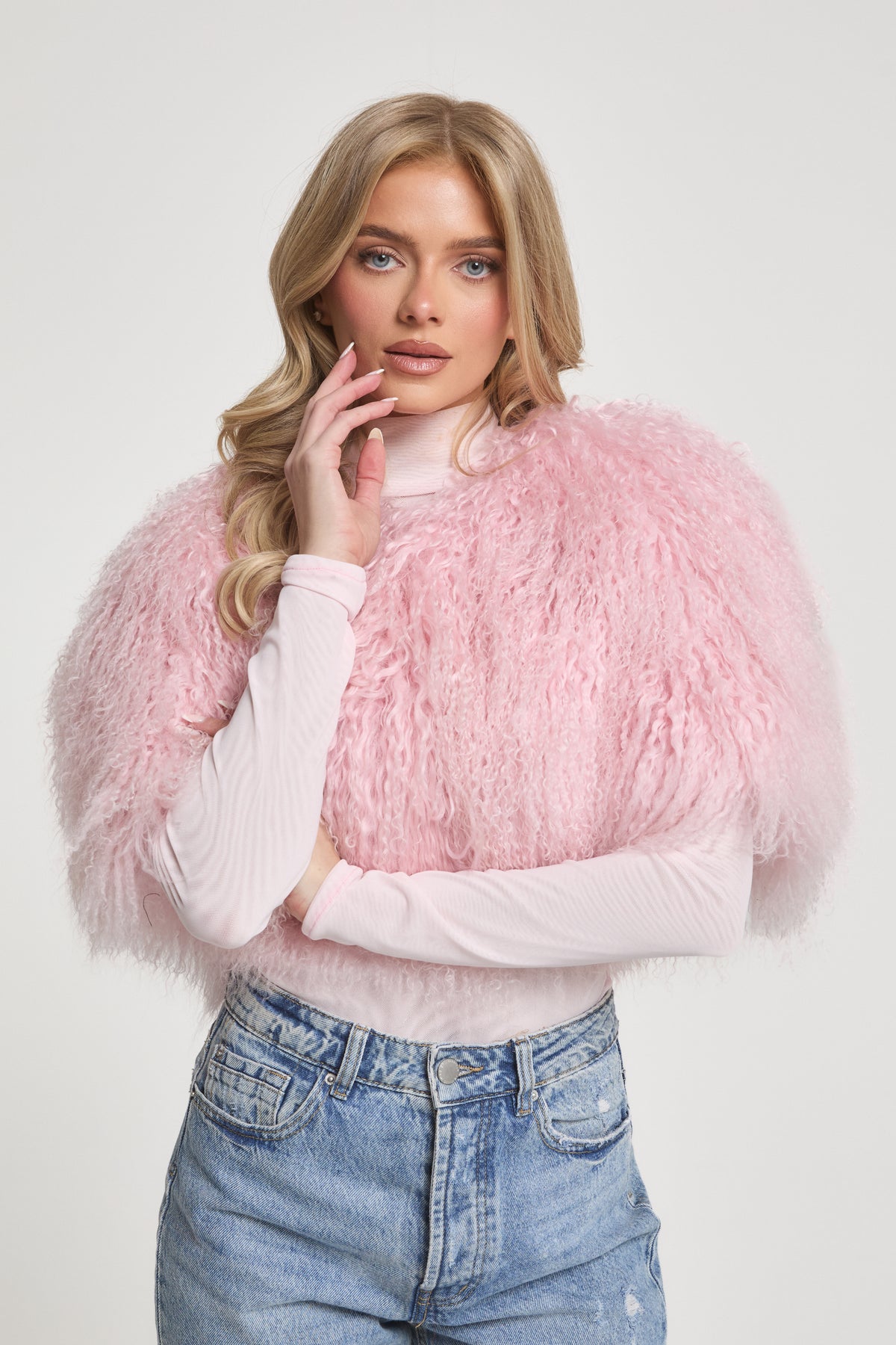 Vienne Mongolian Fur Cape