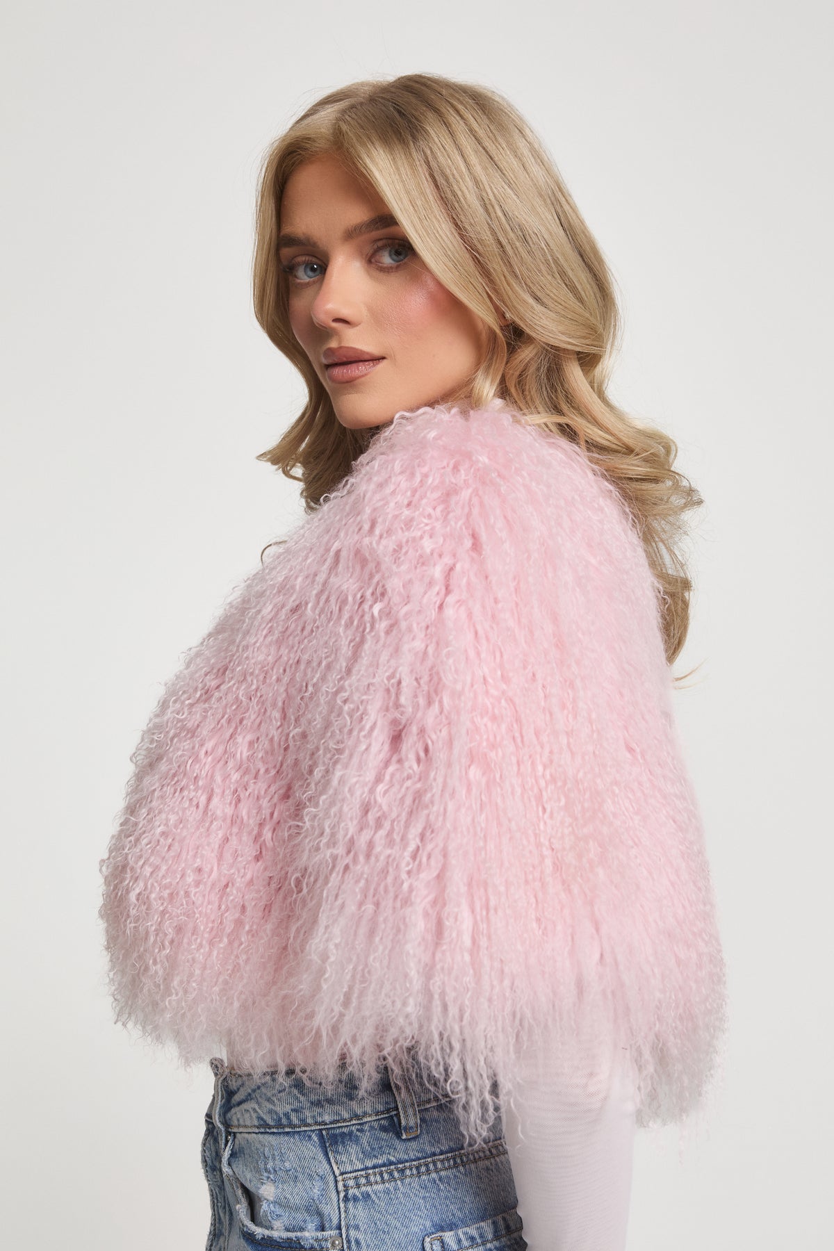 Vienne Mongolian Fur Cape